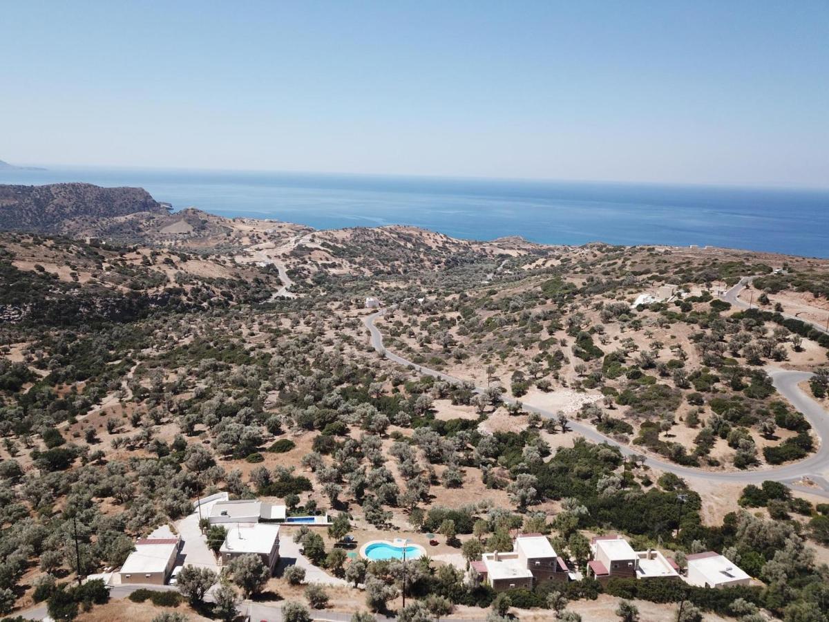 Petra-Mare Villa Триопетра Екстериор снимка