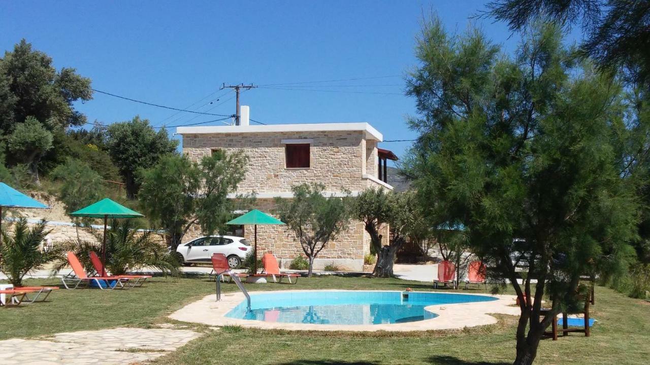 Petra-Mare Villa Триопетра Екстериор снимка