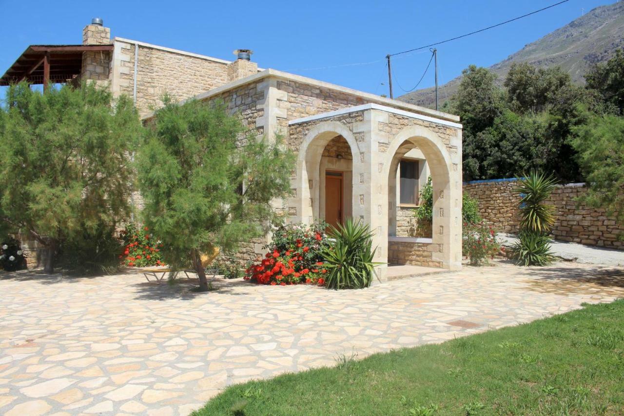 Petra-Mare Villa Триопетра Екстериор снимка