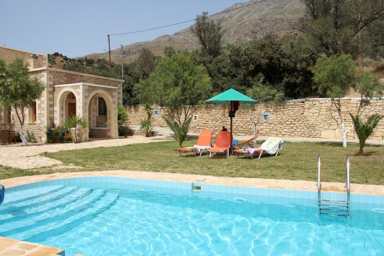 Petra-Mare Villa Триопетра Екстериор снимка